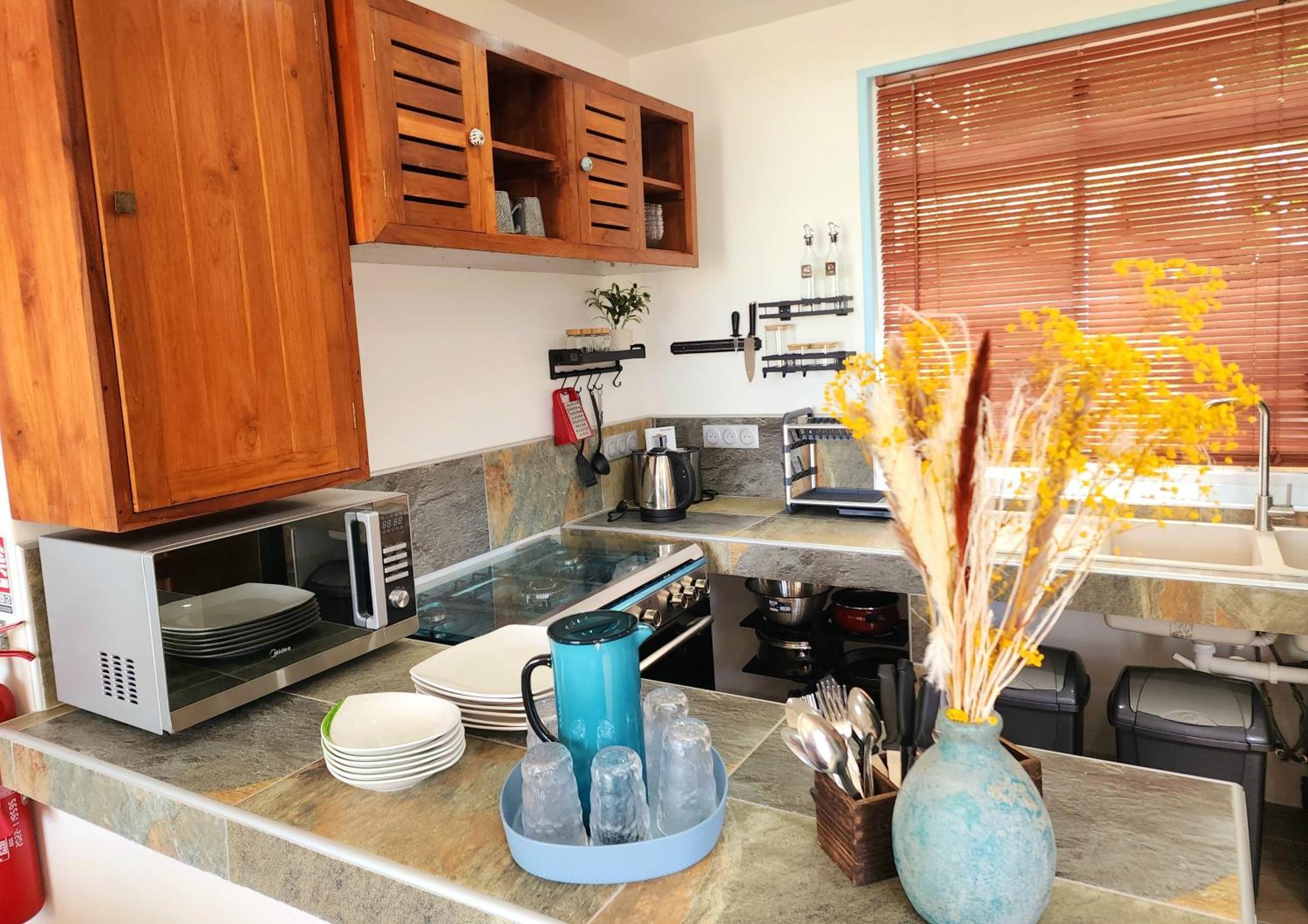 Taputapuapea Duplex En Bord De Mer Fare Tahitea Pension מראה חיצוני תמונה